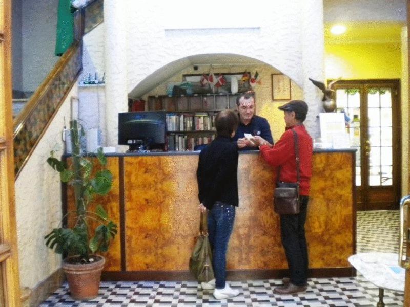 Hotel Casanova Napoli Esterno foto