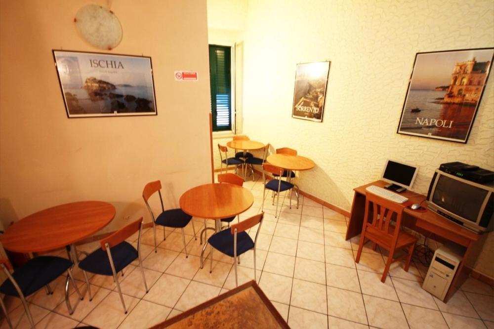 Hotel Casanova Napoli Esterno foto